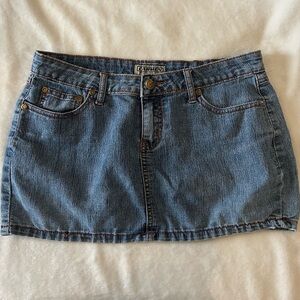 vintage denim mini skirt!